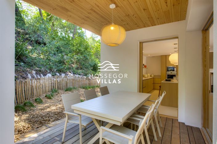 Image No.24-5 Bed House for sale