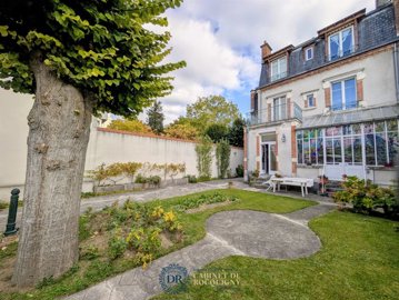 1 - Orléans, Maison