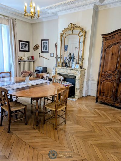 Image No.2-6 Bed House for sale