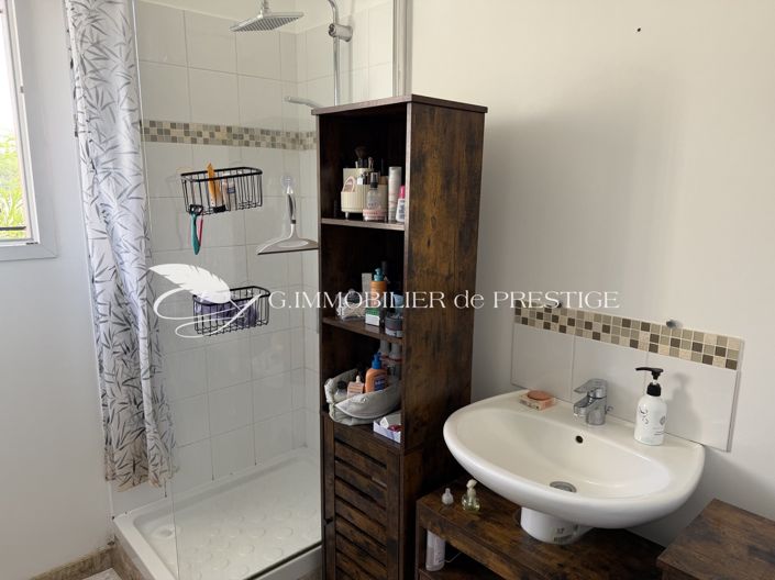 Image No.3-Maison de 2 chambres à vendre à Monteux