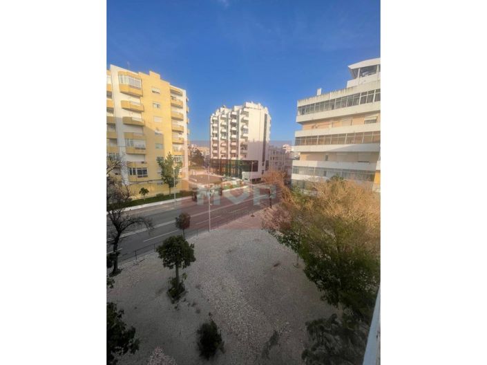 Image No.27-2 Bed Apartment for sale