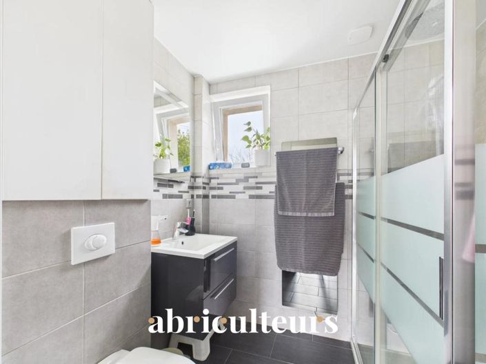 Image No.11-4 Bed House for sale