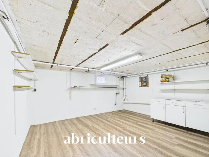 Image No.21-2 Bed House for sale