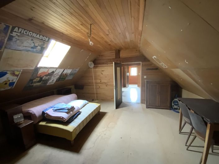 Image No.12-4 Bed House for sale