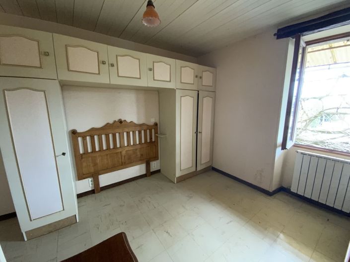 Image No.9-4 Bed House for sale