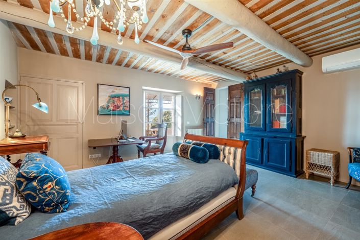 Image No.19-4 Bed House for sale