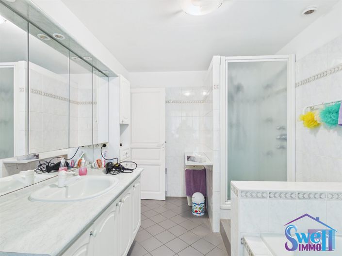 Image No.22-5 Bed House for sale