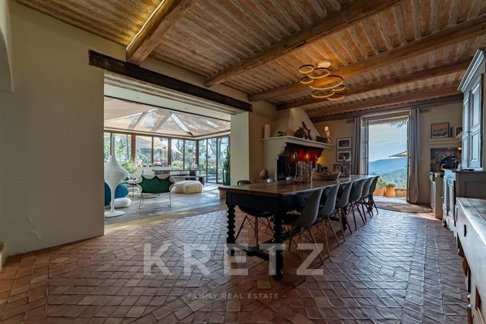 Image No.19-5 Bed House for sale