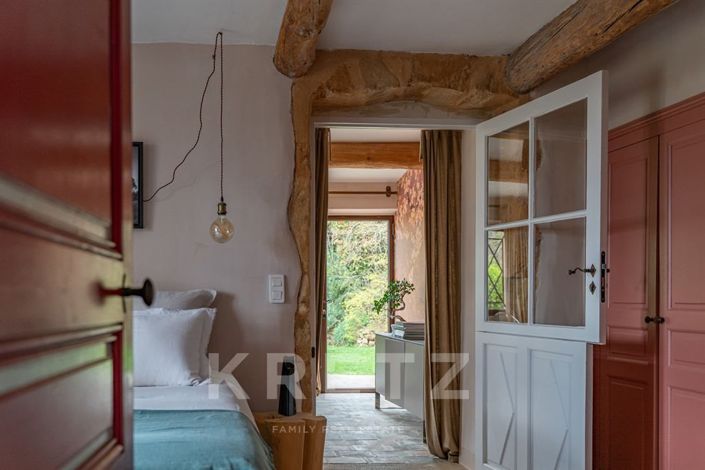 Image No.21-5 Bed House for sale