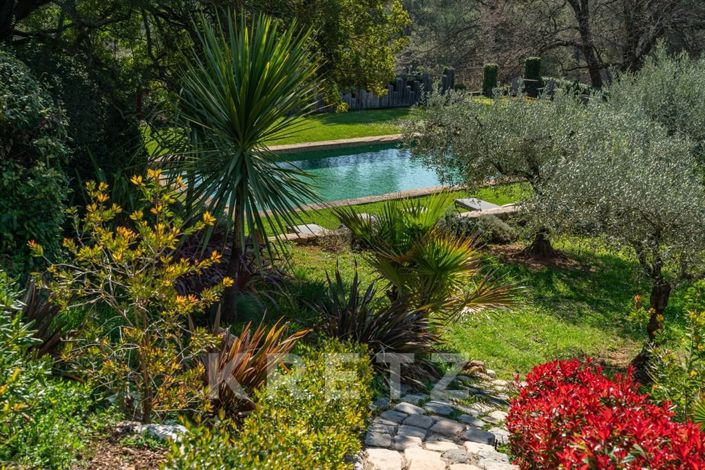 Image No.4-5 Bed House for sale