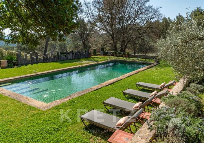 Image No.5-5 Bed House for sale