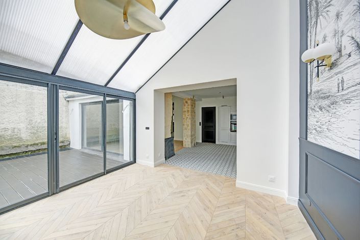 Image No.7-6 Bed Property for sale