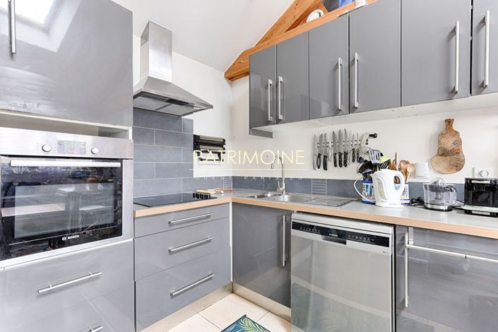 Image No.3-2 Bed House for sale