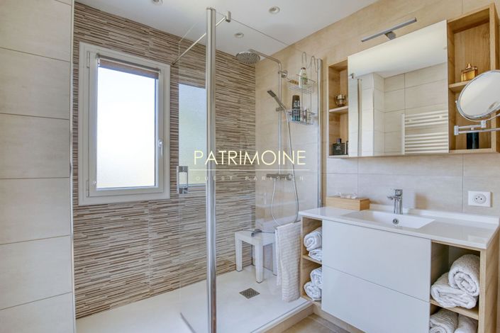 Image No.9-3 Bed Apartment for sale