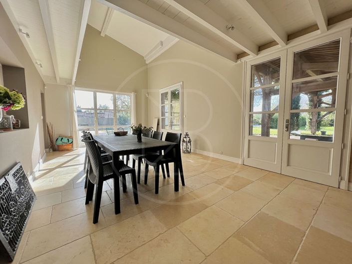 Image No.9-7 Bed House for sale