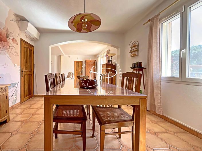 Image No.9-2 Bed House for sale