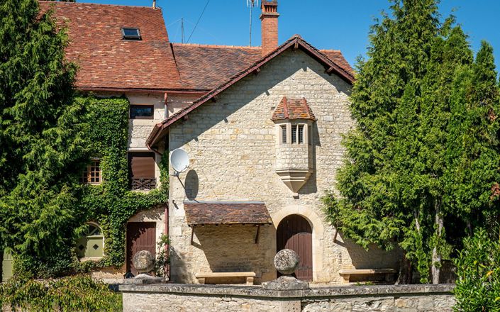 Image No.5-20 Bed Property for sale