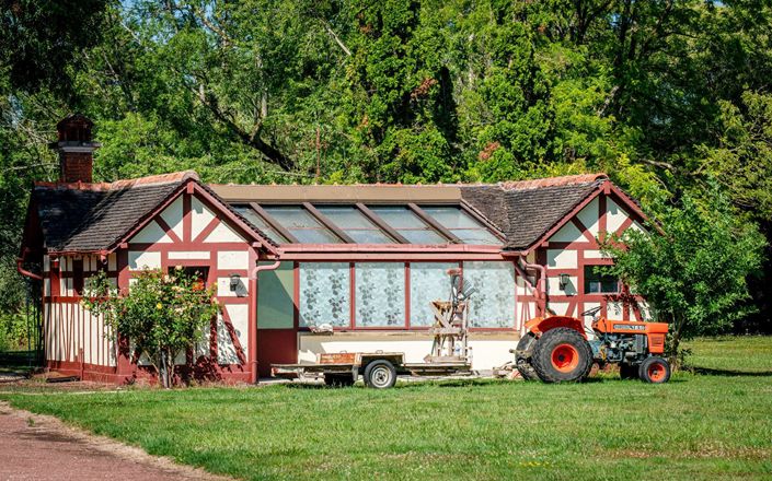 Image No.7-20 Bed Property for sale