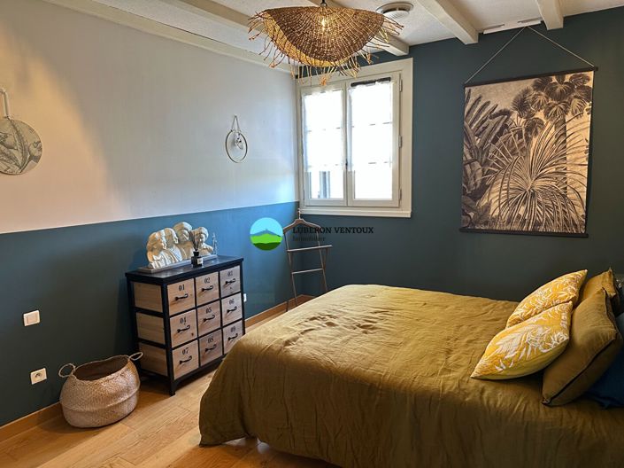 Image No.8-6 Bed House for sale