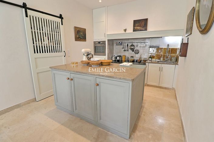 Image No.7-3 Bed House for sale