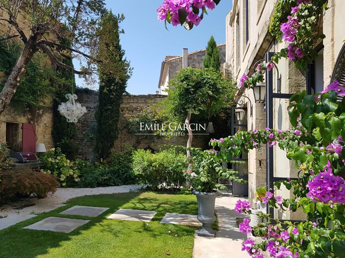 Image No.2-6 Bed House for sale