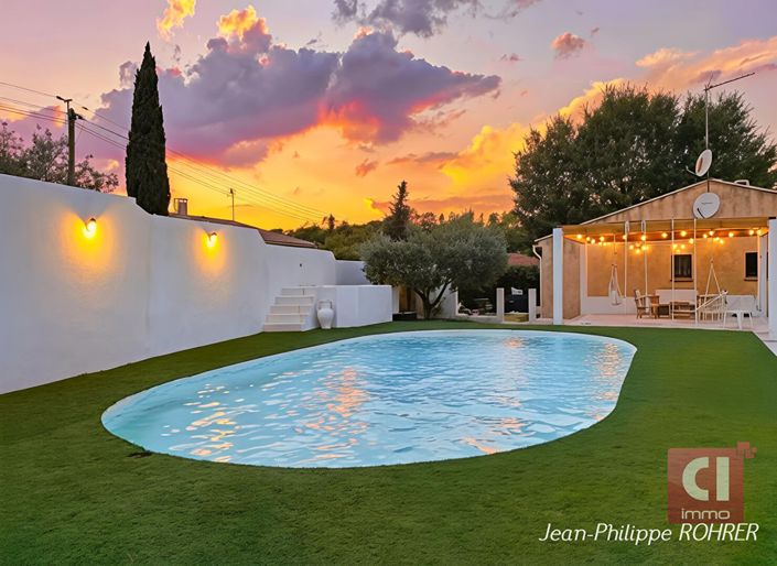 Image No.12-4 Bed House for sale