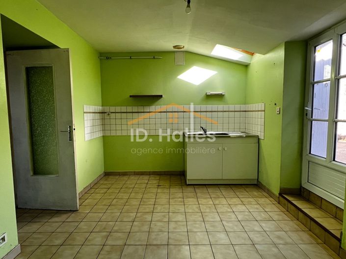 Image No.3-1 Bed House for sale