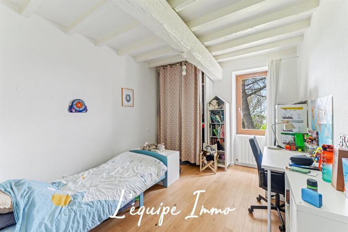 Image No.11-6 Bed House for sale