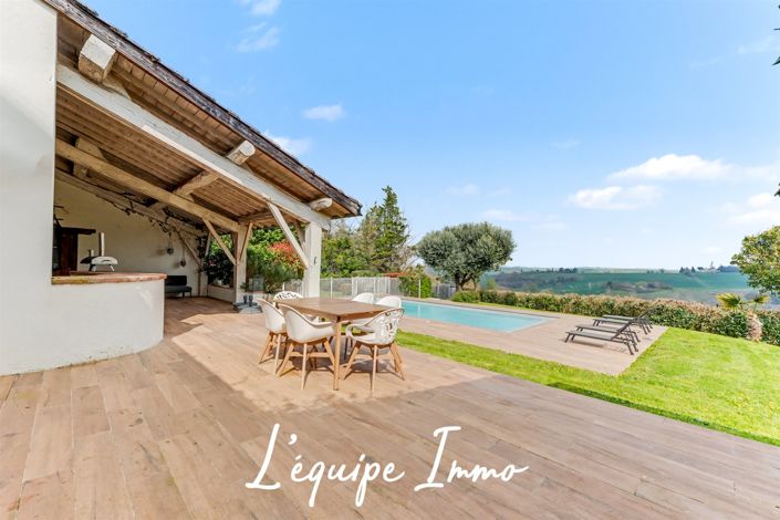 Image No.2-6 Bed House for sale