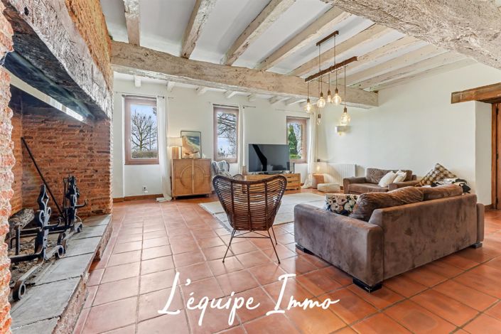 Image No.5-6 Bed House for sale