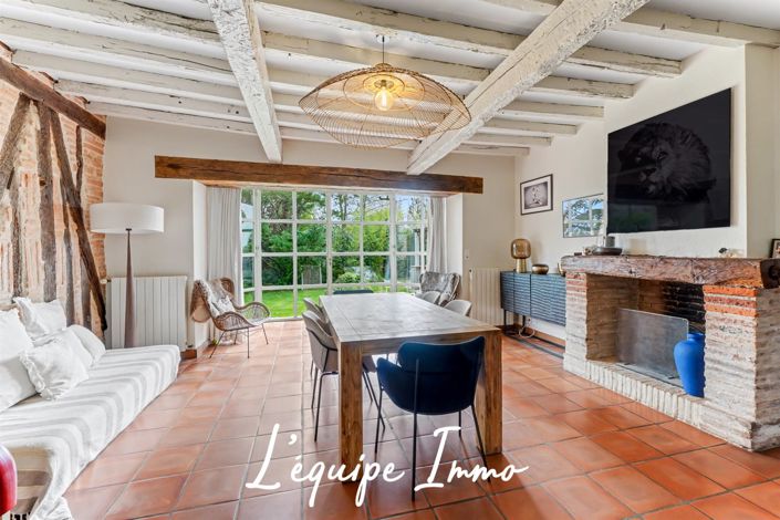 Image No.6-6 Bed House for sale