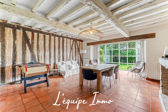 Image No.7-6 Bed House for sale