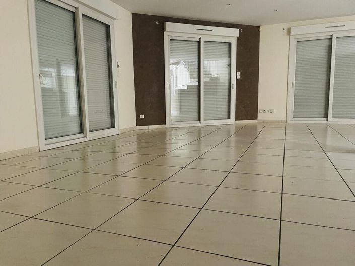 Image No.4-Maison de 3 chambres à vendre à Pont-de-Chéruy