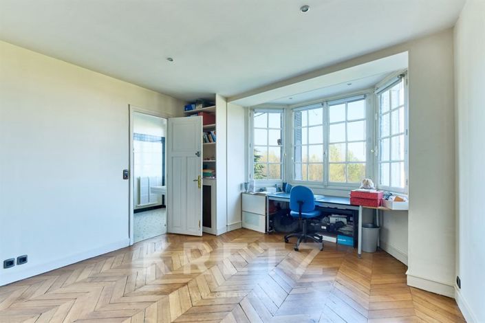 Image No.11-Maison de 6 chambres à vendre à Rueil-Malmaison