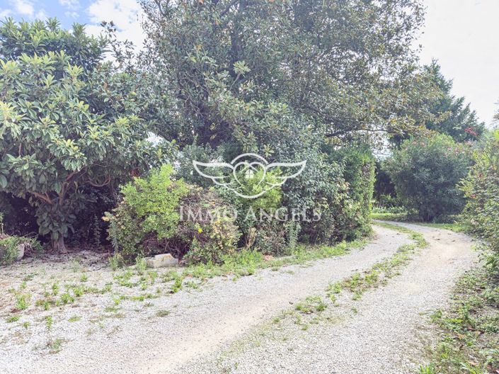 Image No.23-6 Bed House for sale