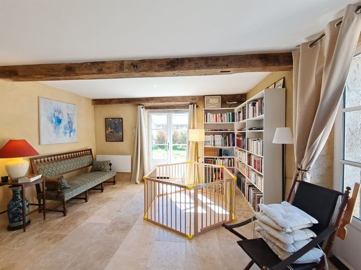 Image No.11-3 Bed House for sale