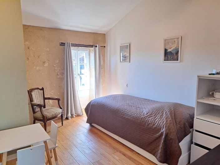 Image No.19-3 Bed House for sale