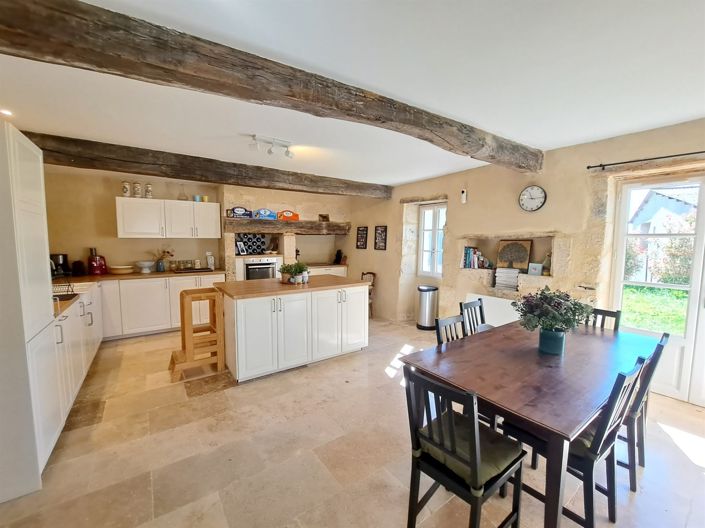 Image No.5-3 Bed House for sale