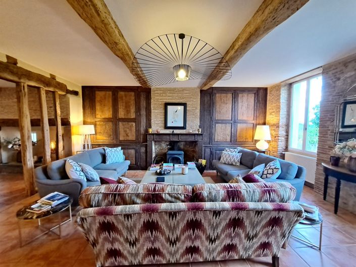 Image No.10-4 Bed House for sale