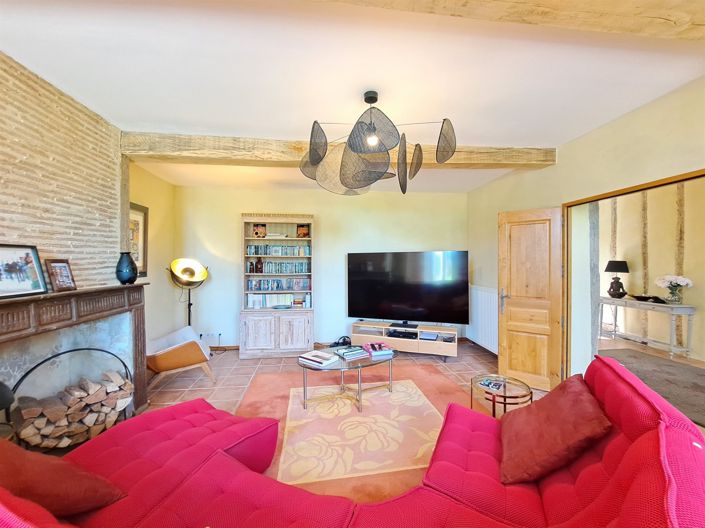 Image No.12-4 Bed House for sale