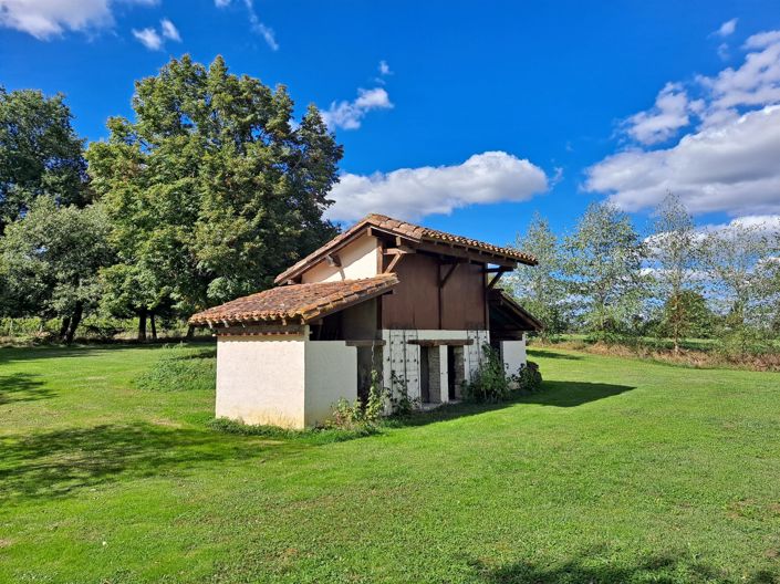 Image No.27-4 Bed House for sale