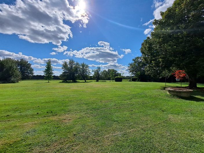 Image No.3-4 Bed House for sale