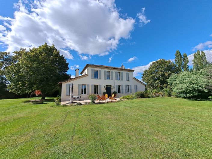 Image No.5-4 Bed House for sale