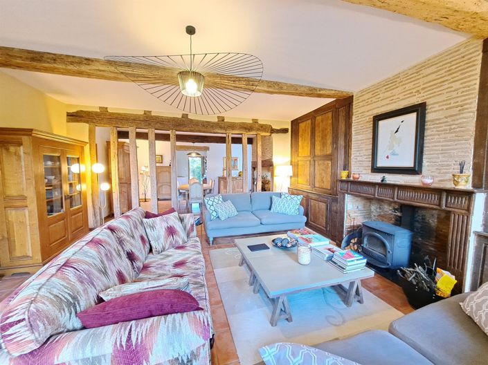 Image No.8-4 Bed House for sale