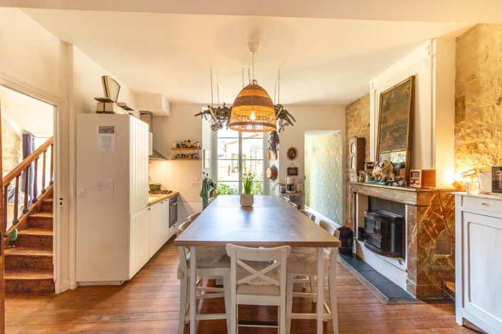 Image No.2-4 Bed House for sale