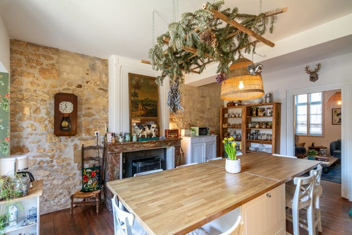 Image No.3-4 Bed House for sale