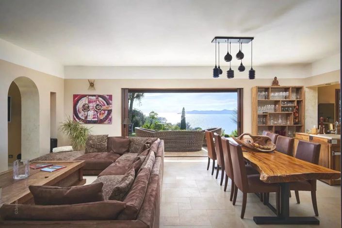 Image No.8-Maison de 6 chambres à vendre à Le Lavandou