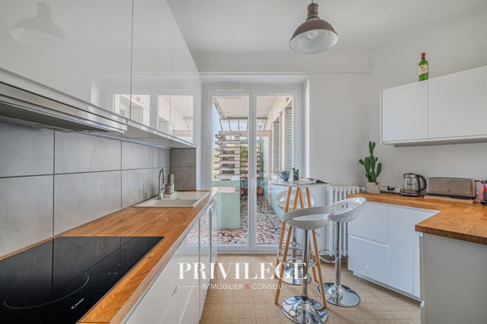 Image No.12-3 Bed Apartment for sale