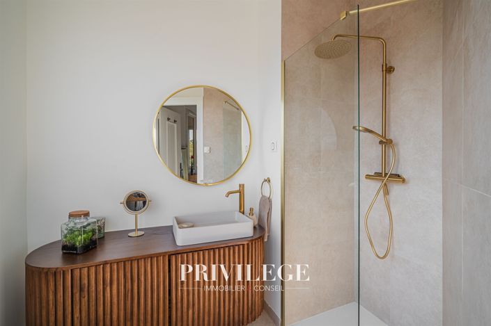 Image No.16-3 Bed Apartment for sale