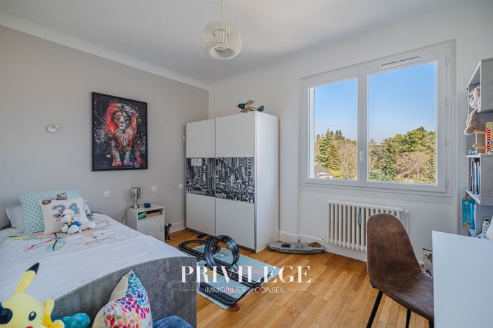 Image No.18-3 Bed Apartment for sale